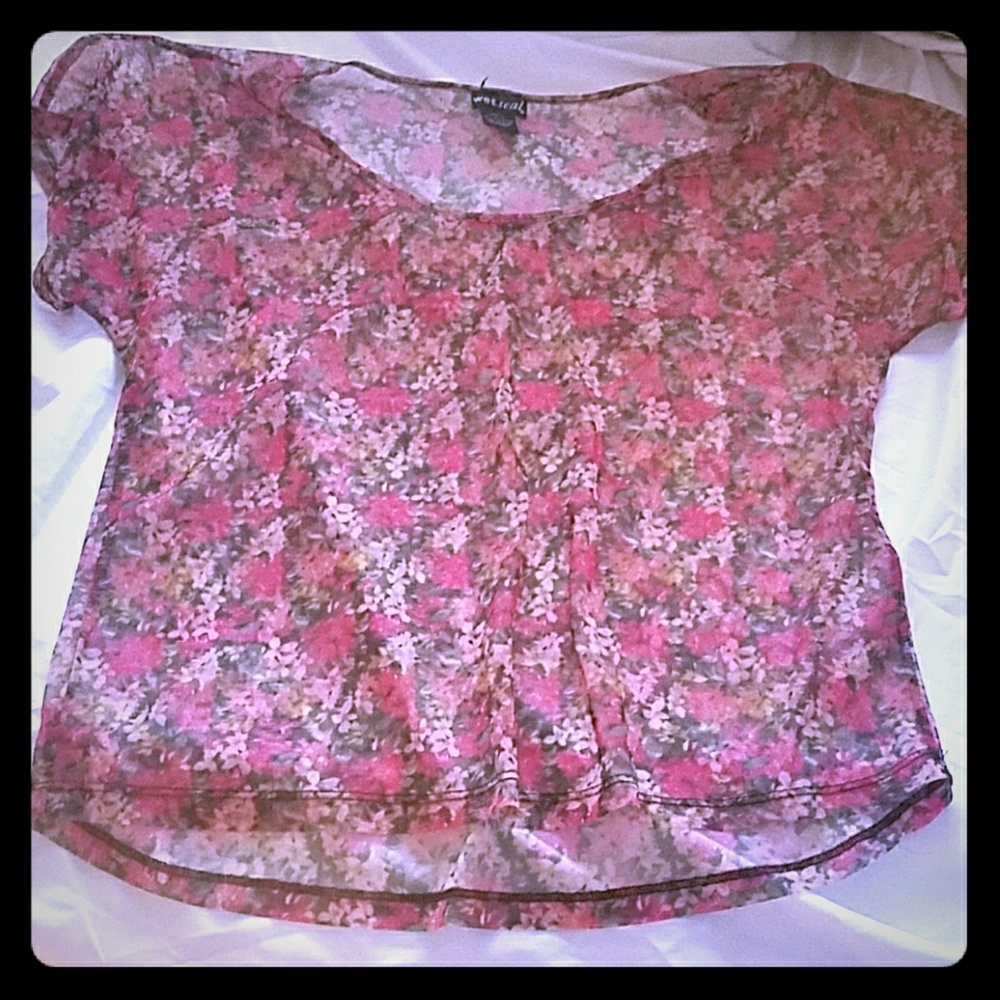 Wetseal short sleeve shirt